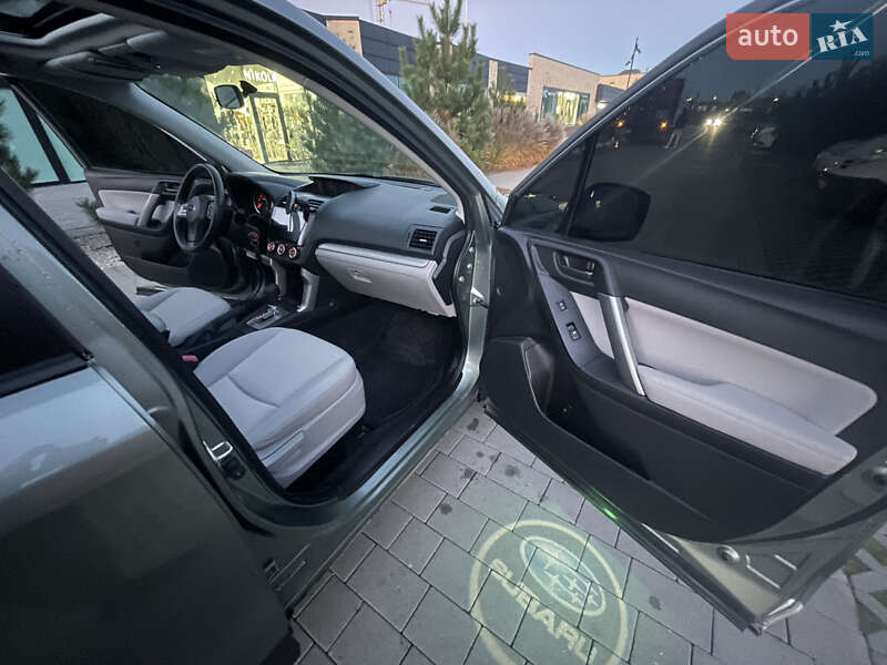 Внедорожник / Кроссовер Subaru Forester 2013 в Хмельницком
