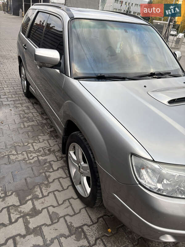 Позашляховик / Кросовер Subaru Forester 2006 в Вишневому фото 3 Позашляховик / Кросовер Subaru Forester 2006 в Вишневому
