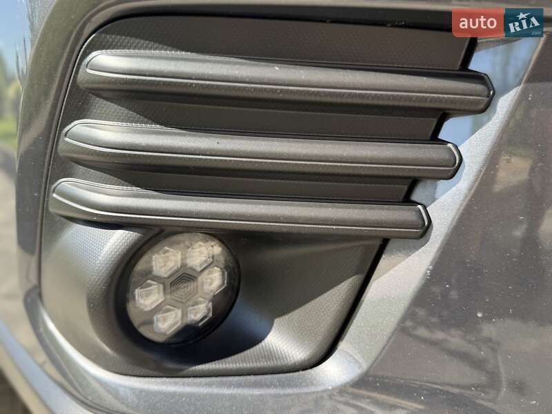 Позашляховик / Кросовер Subaru Forester 2023 в Києві