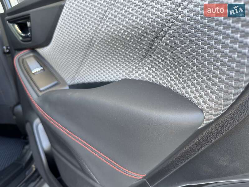 Позашляховик / Кросовер Subaru Forester 2023 в Києві