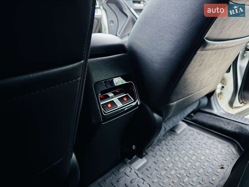 Внедорожник / Кроссовер Subaru Forester 2018 в Харькове