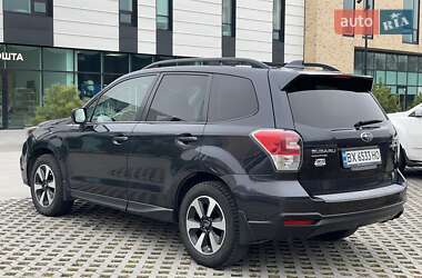 Позашляховик / Кросовер Subaru Forester 2017 в Хмельницькому