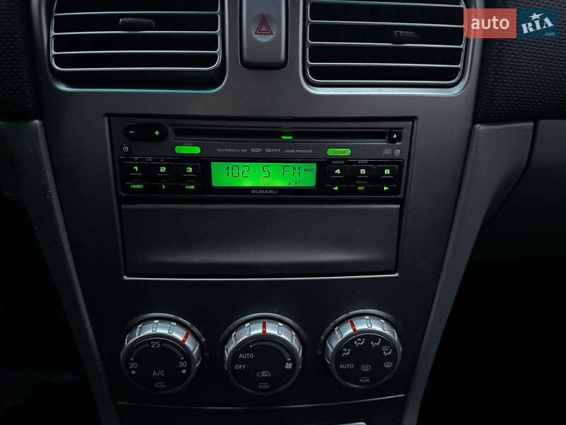 Внедорожник / Кроссовер Subaru Forester 2006 в Киеве