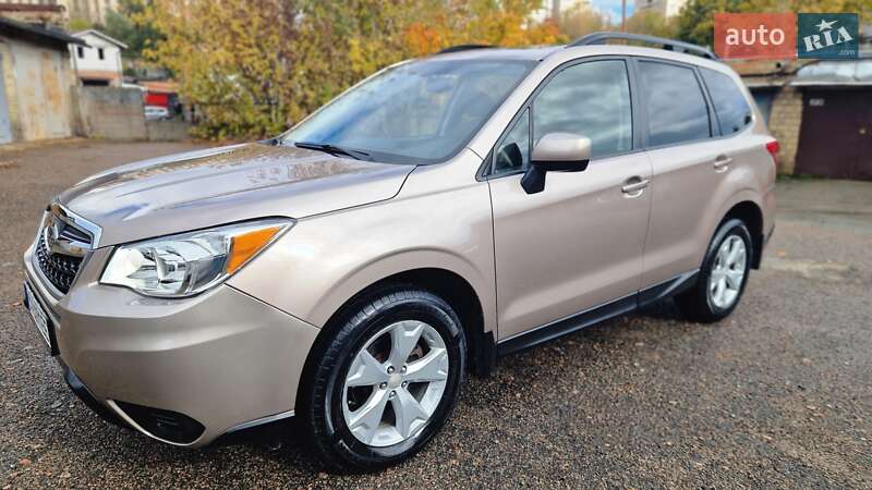 Внедорожник / Кроссовер Subaru Forester 2014 в Киеве