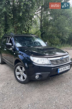 Внедорожник / Кроссовер Subaru Forester 2010 в Киеве