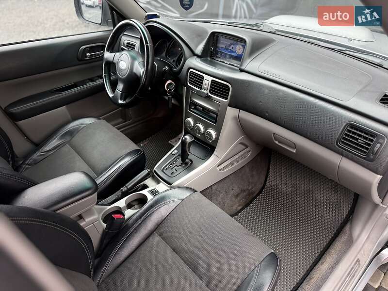 Внедорожник / Кроссовер Subaru Forester 2006 в Львове