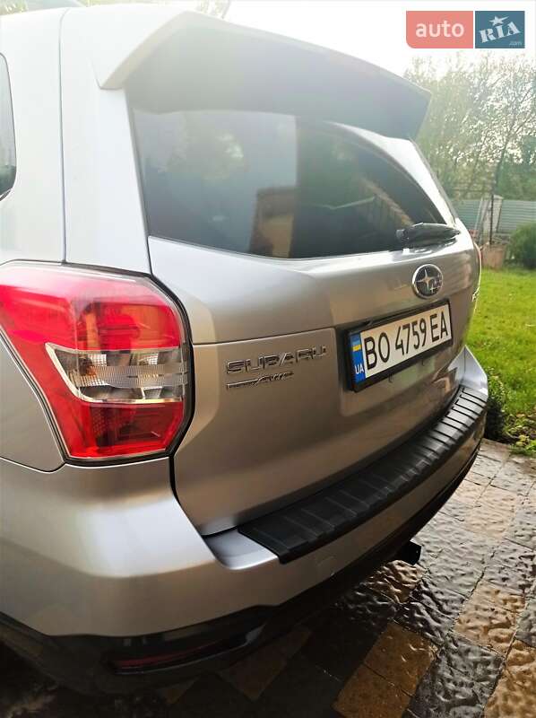 Внедорожник / Кроссовер Subaru Forester 2015 в Тернополе