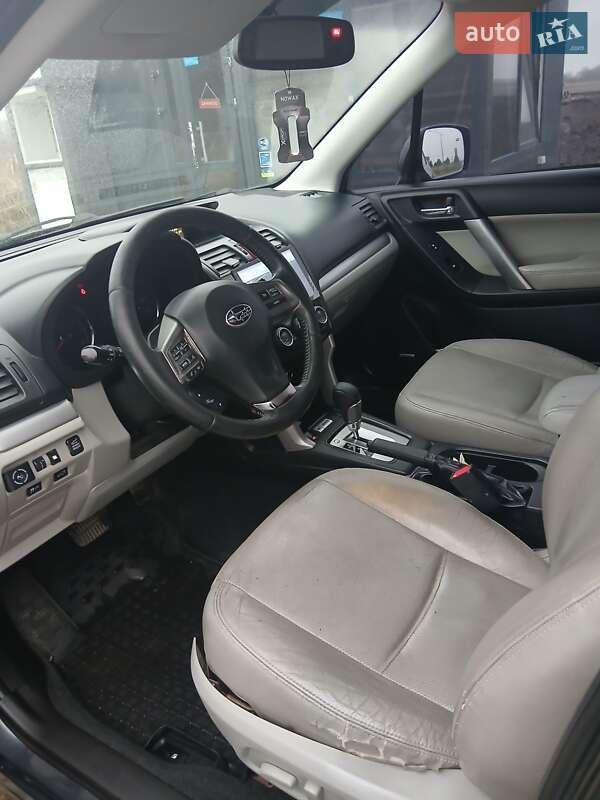 Внедорожник / Кроссовер Subaru Forester 2013 в Жовкве