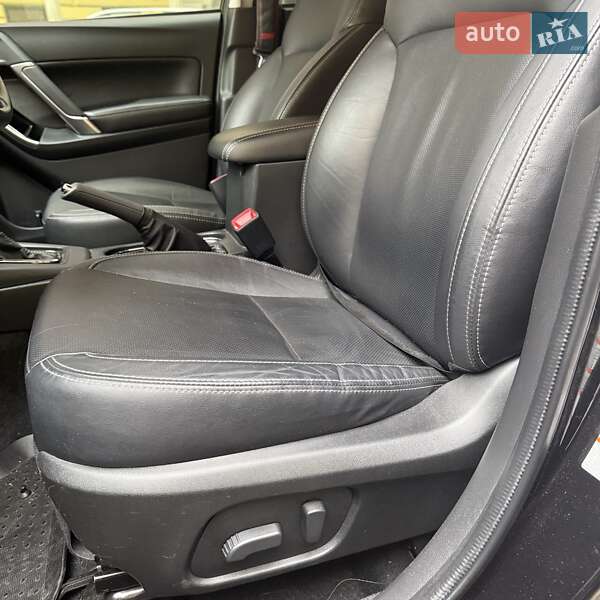 Внедорожник / Кроссовер Subaru Forester 2018 в Львове