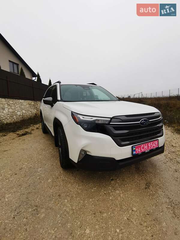 Позашляховик / Кросовер Subaru Forester 2024 в Тернополі