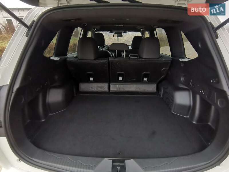 Позашляховик / Кросовер Subaru Forester 2024 в Тернополі