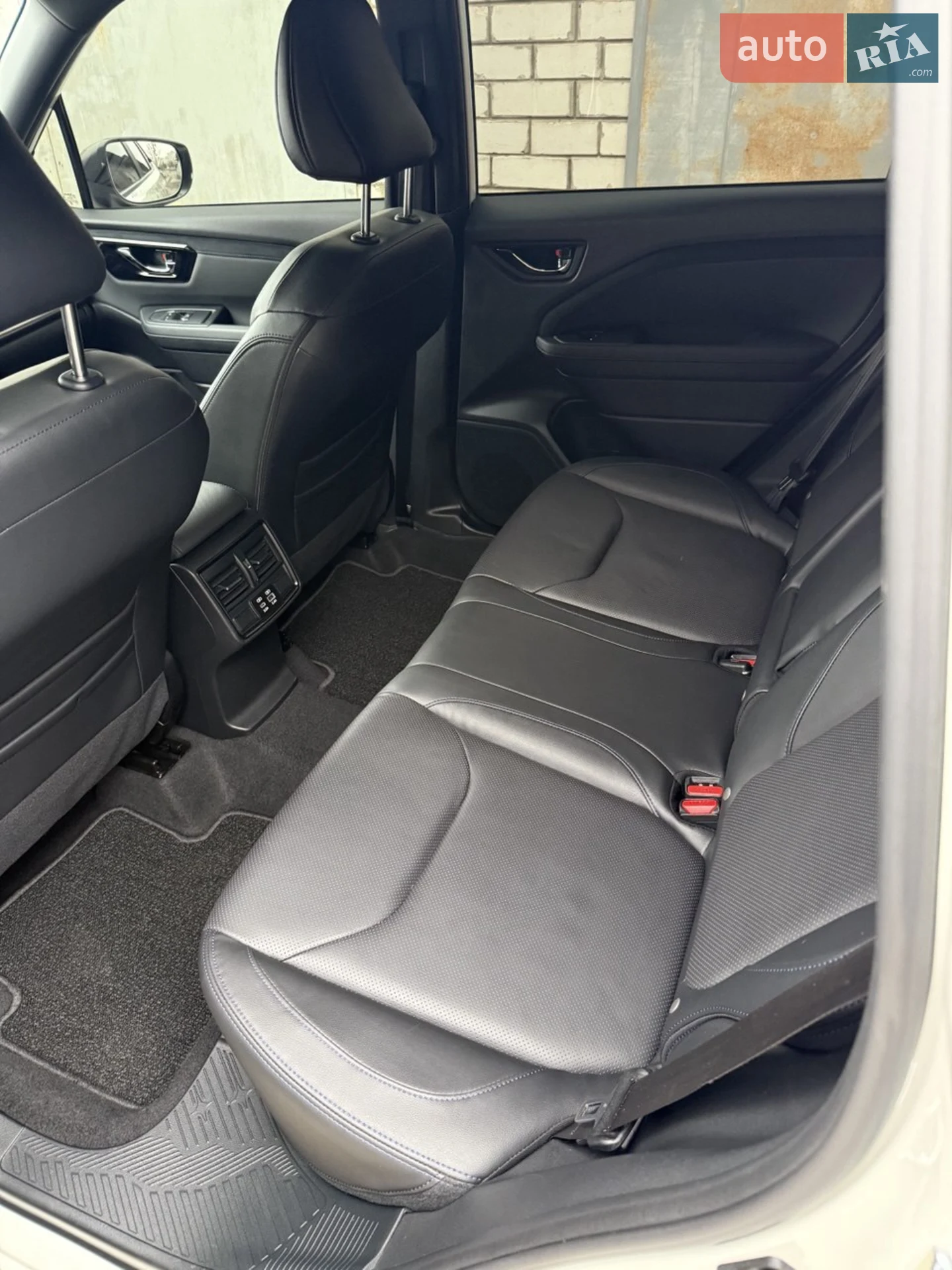 2024 Subaru Forester - мініатюра 11