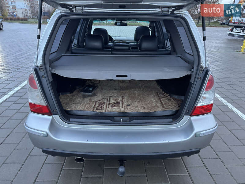 Внедорожник / Кроссовер Subaru Forester 2006 в Черкассах