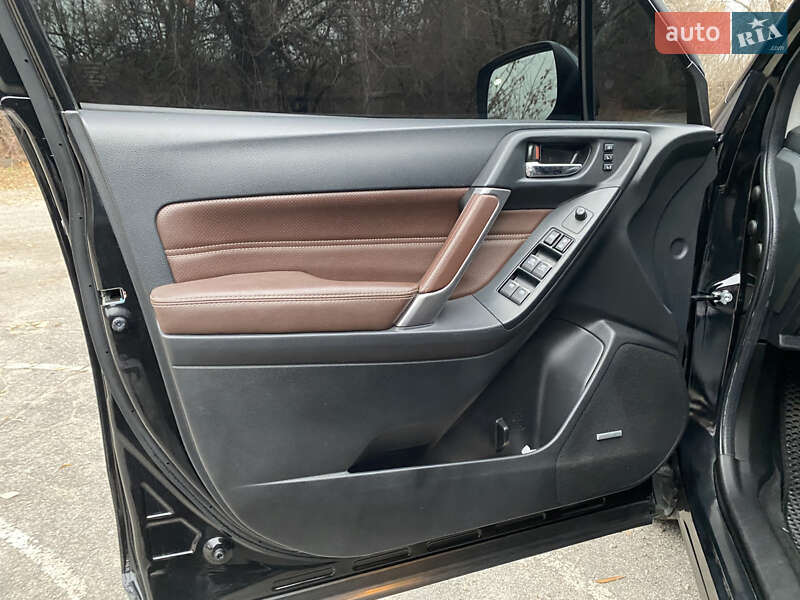 Позашляховик / Кросовер Subaru Forester 2016 в Дніпрі фото 9 Позашляховик / Кросовер Subaru Forester 2016 в Дніпрі