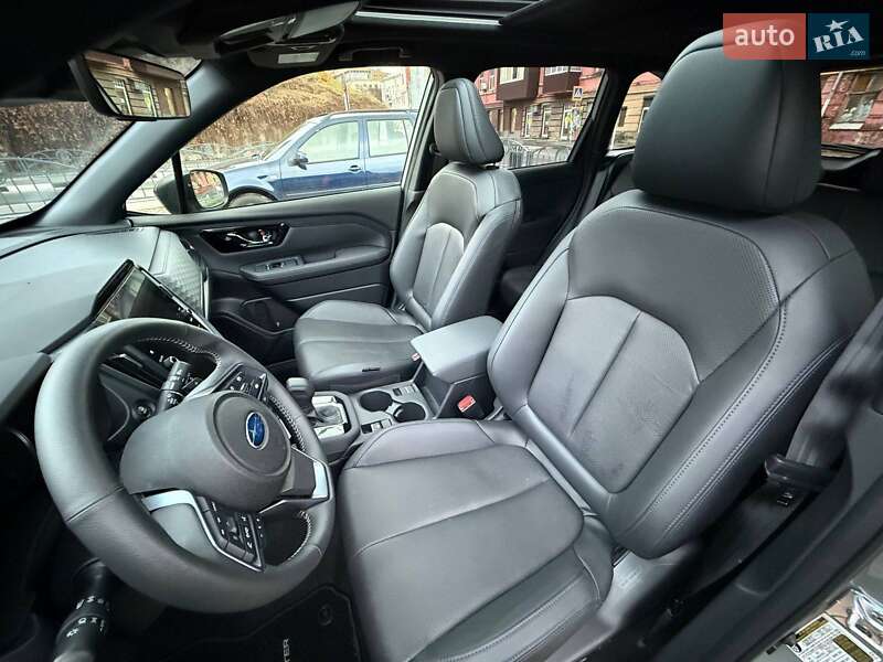 Внедорожник / Кроссовер Subaru Forester 2024 в Харькове