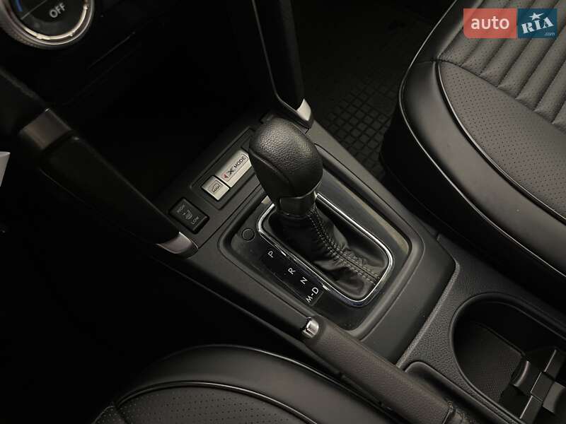 Внедорожник / Кроссовер Subaru Forester 2017 в Киеве