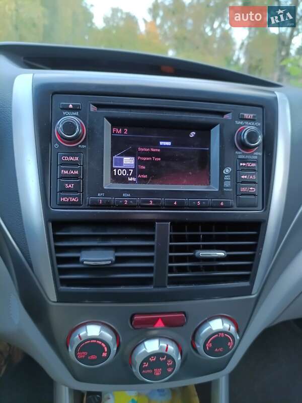 Позашляховик / Кросовер Subaru Forester 2012 в Житомирі