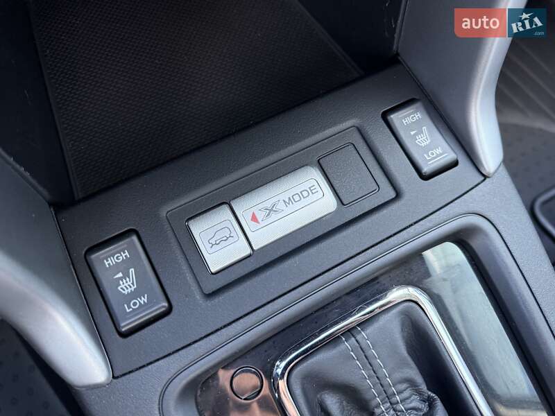 Позашляховик / Кросовер Subaru Forester 2014 в Києві