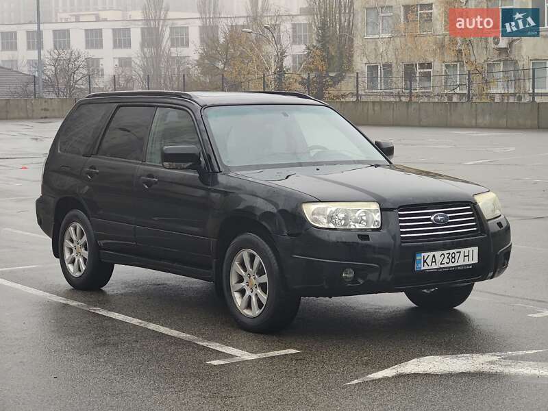 Позашляховик / Кросовер Subaru Forester 2006 в Києві