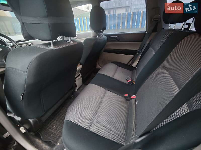 Позашляховик / Кросовер Subaru Forester 2006 в Києві