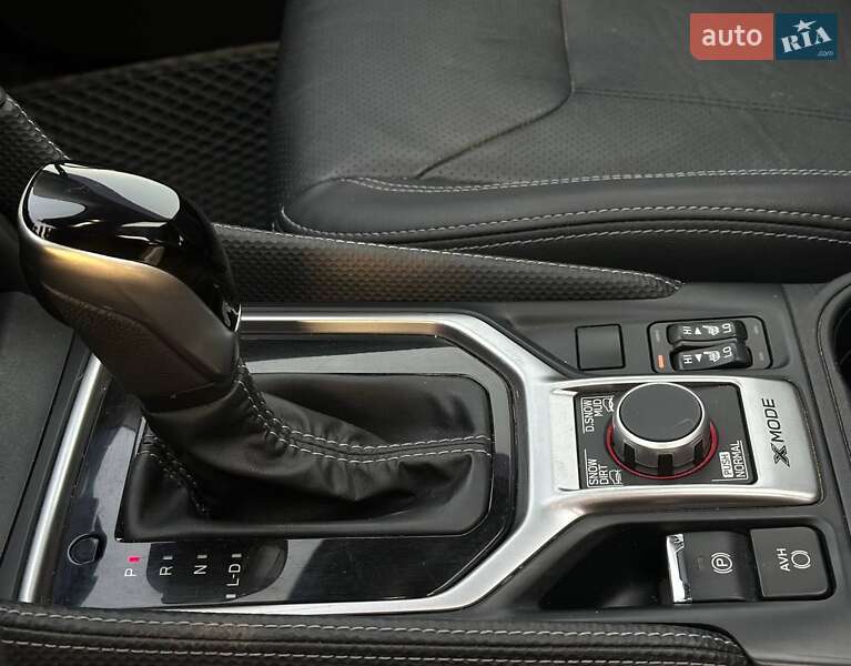 Внедорожник / Кроссовер Subaru Forester 2019 в Киеве