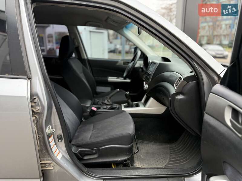 Внедорожник / Кроссовер Subaru Forester 2010 в Киеве