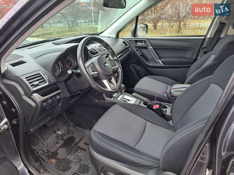 Позашляховик / Кросовер Subaru Forester 2017 в Бучі