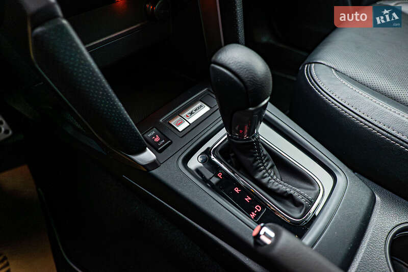 Позашляховик / Кросовер Subaru Forester 2018 в Києві