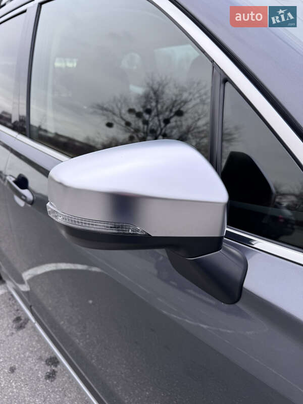 Внедорожник / Кроссовер Subaru Forester 2022 в Киеве