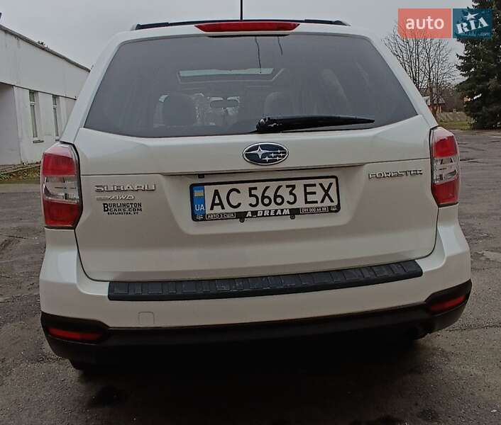 Позашляховик / Кросовер Subaru Forester 2015 в Луцьку