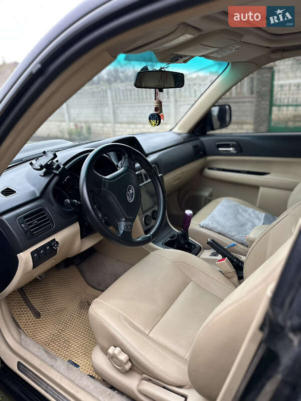 Внедорожник / Кроссовер Subaru Forester 2006 в Очакове