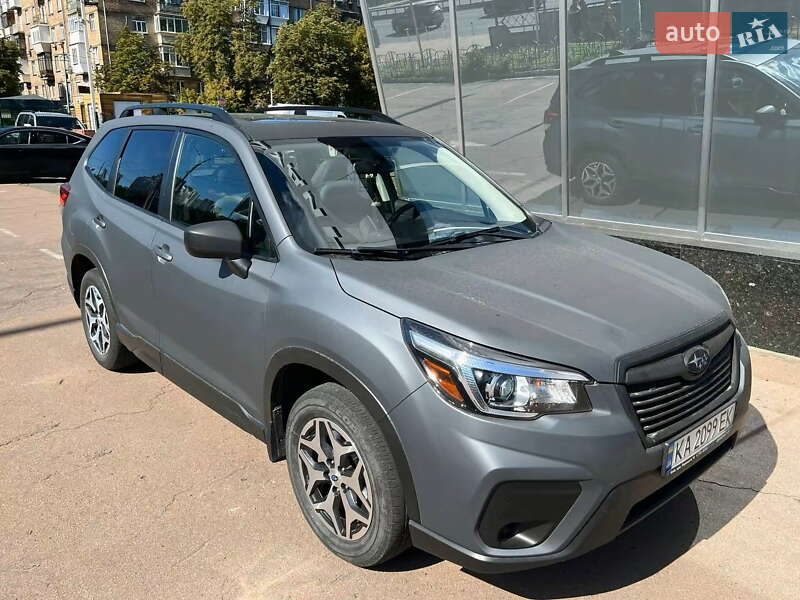 Внедорожник / Кроссовер Subaru Forester 2020 в Киеве