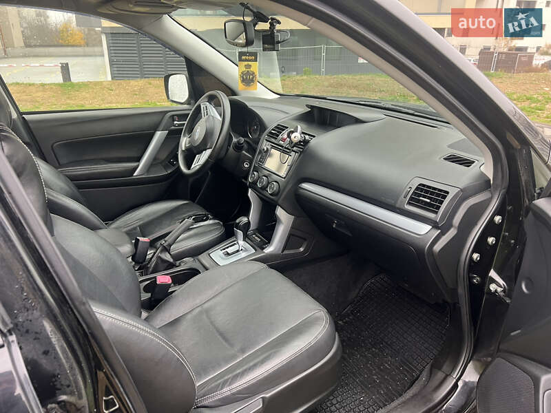 Внедорожник / Кроссовер Subaru Forester 2014 в Херсоне