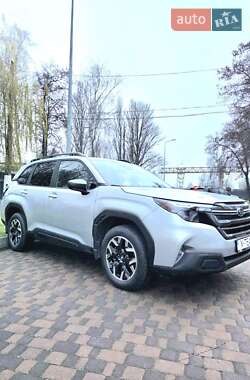 Внедорожник / Кроссовер Subaru Forester 2024 в Киеве