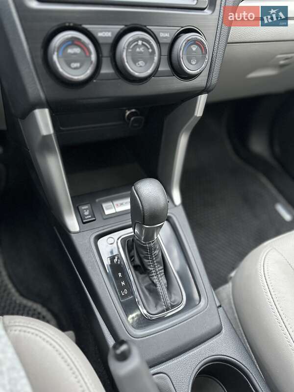 Позашляховик / Кросовер Subaru Forester 2015 в Києві фото 14 Позашляховик / Кросовер Subaru Forester 2015 в Києві