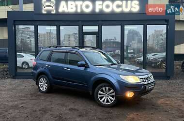 Позашляховик / Кросовер Subaru Forester 2012 в Києві