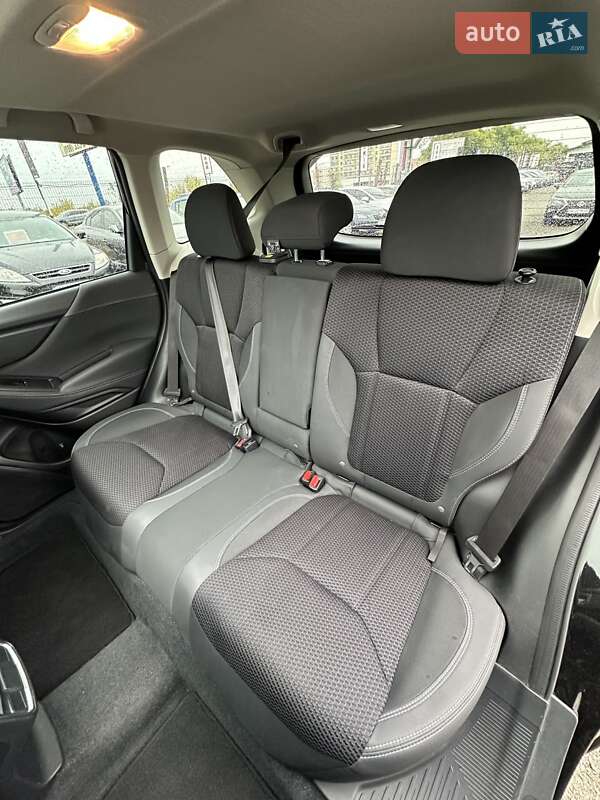 Внедорожник / Кроссовер Subaru Forester 2021 в Белогородке