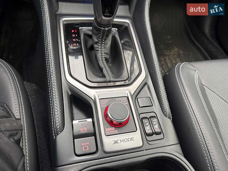 Позашляховик / Кросовер Subaru Forester 2018 в Києві