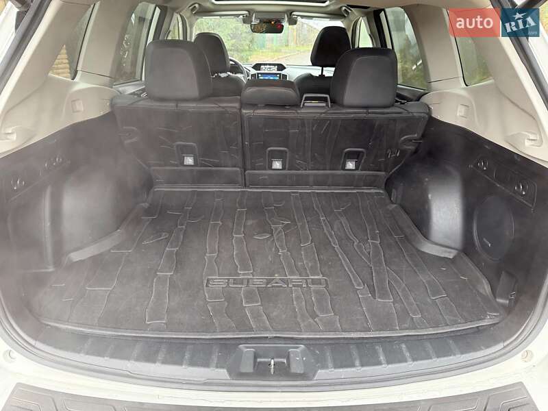 Позашляховик / Кросовер Subaru Forester 2018 в Києві