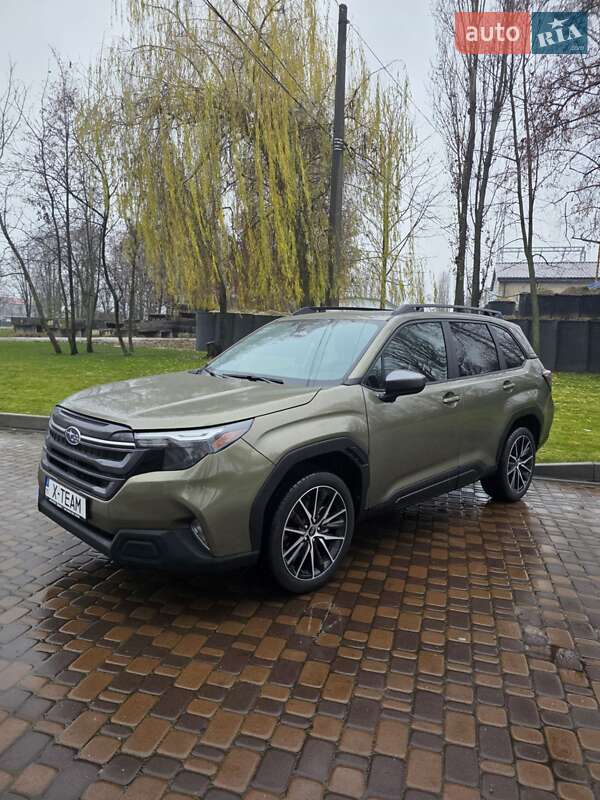 Позашляховик / Кросовер Subaru Forester 2024 в Києві