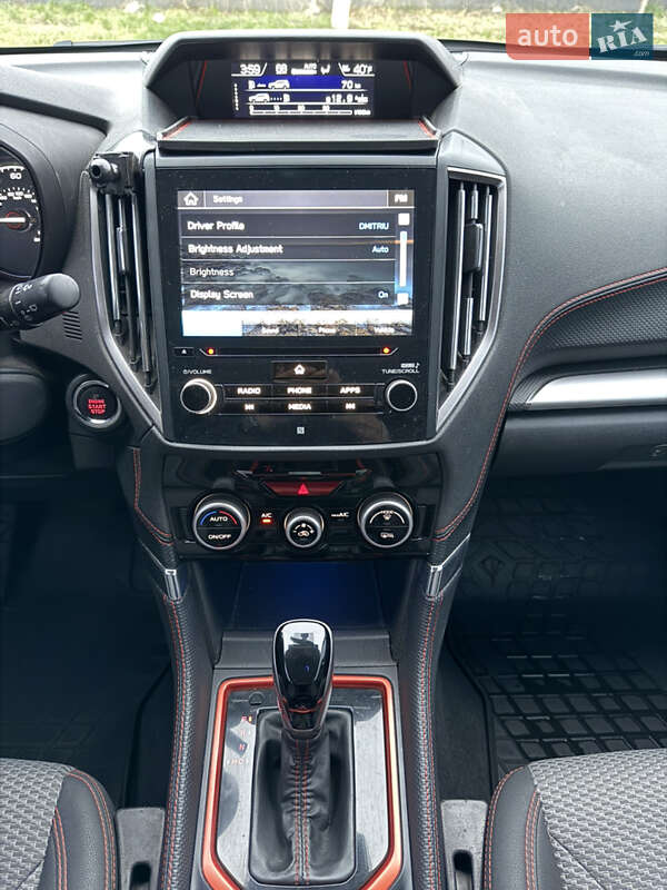 Позашляховик / Кросовер Subaru Forester 2020 в Києві