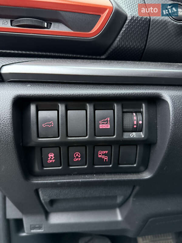 Внедорожник / Кроссовер Subaru Forester 2020 в Киеве