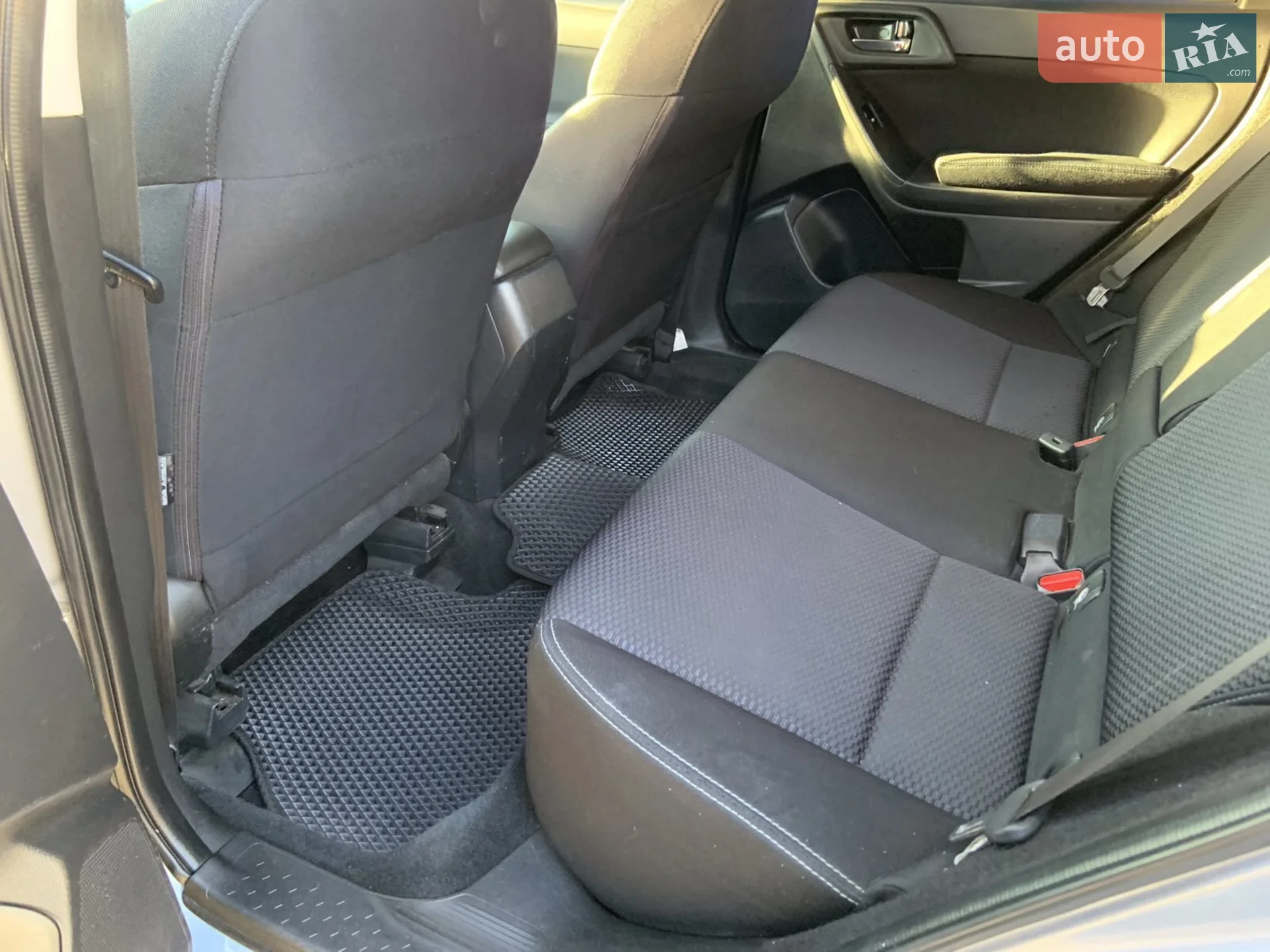 2015 Subaru Forester - мініатюра 13