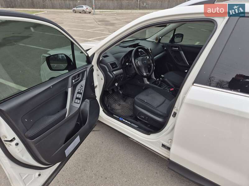 Внедорожник / Кроссовер Subaru Forester 2012 в Запорожье