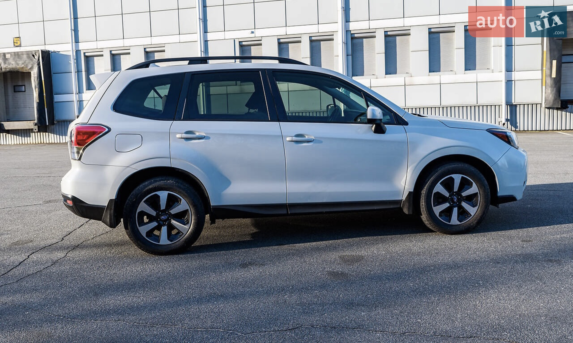 2016 Subaru Forester - мініатюра 2