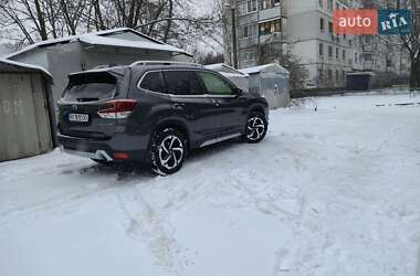 Внедорожник / Кроссовер Subaru Forester 2022 в Харькове