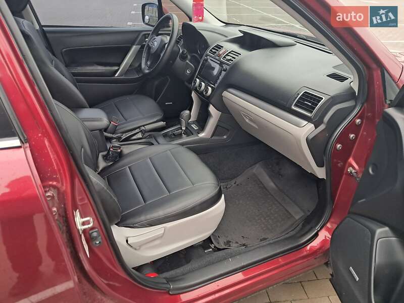 Внедорожник / Кроссовер Subaru Forester 2015 в Сумах