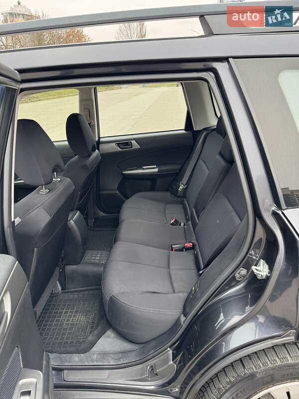 Внедорожник / Кроссовер Subaru Forester 2011 в Киеве