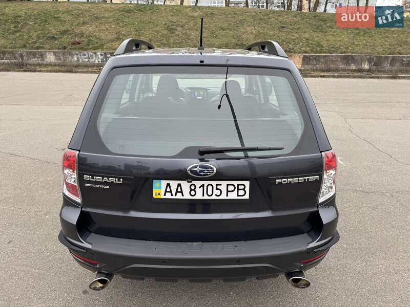 Внедорожник / Кроссовер Subaru Forester 2011 в Киеве