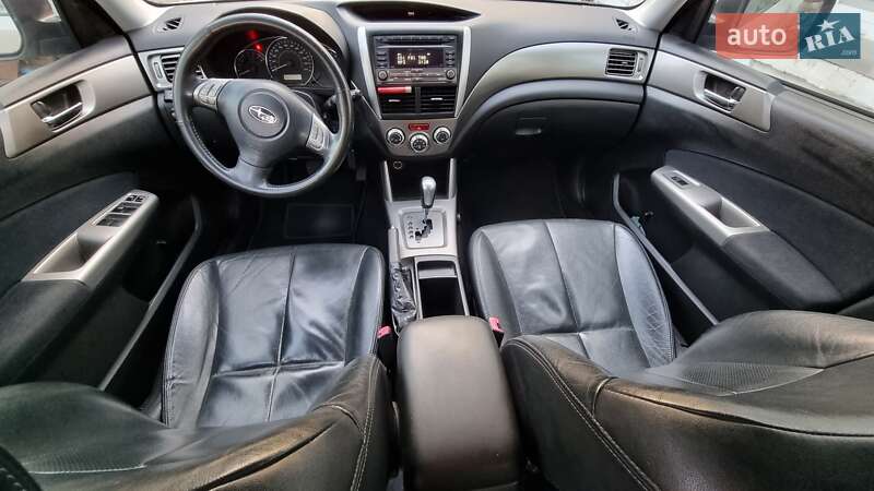 Внедорожник / Кроссовер Subaru Forester 2010 в Киеве